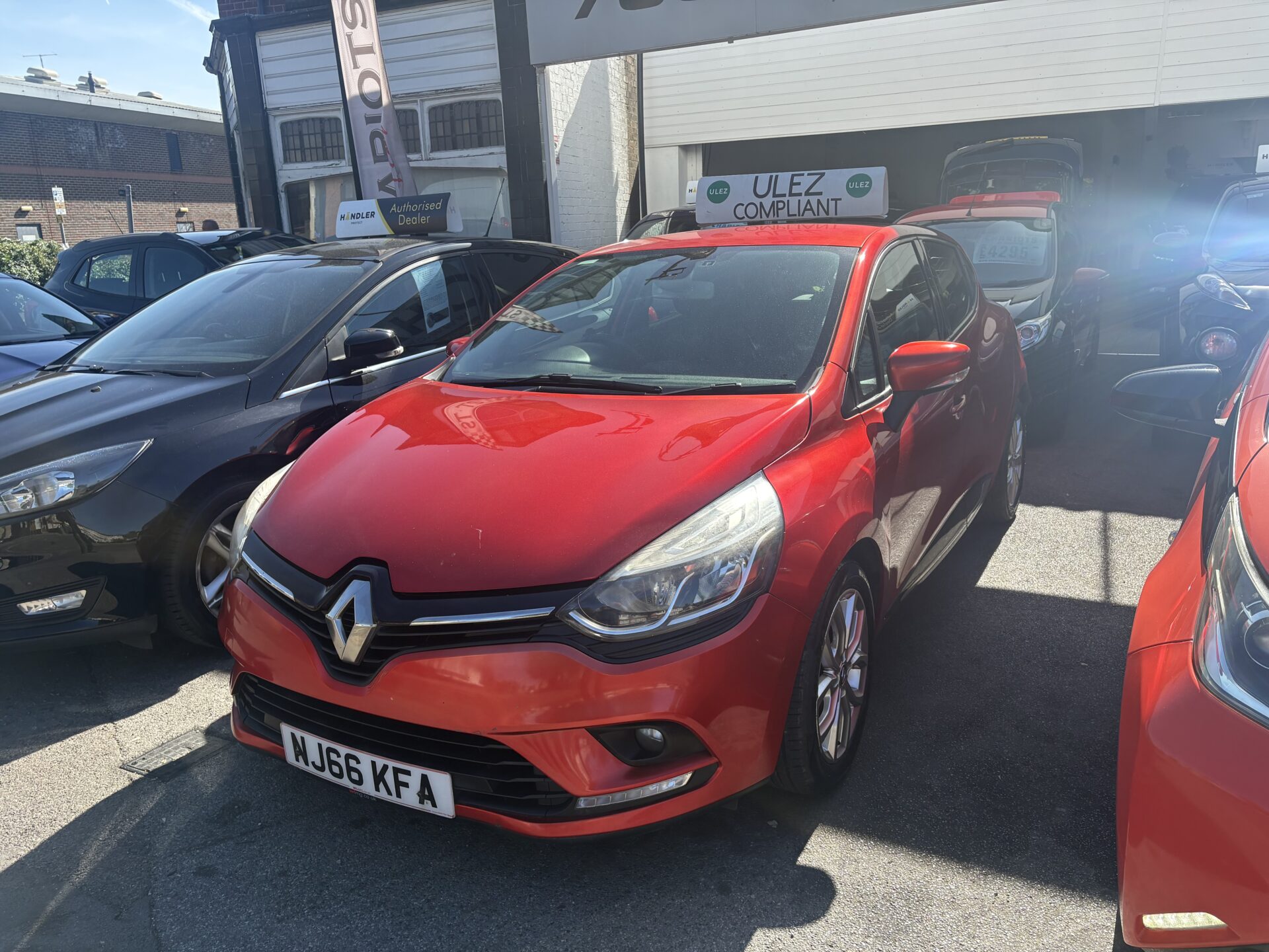 2016 RENAULT CLIO
